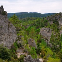 Photo de France - Le Cirque de Mourèze et le Lac du Salagou